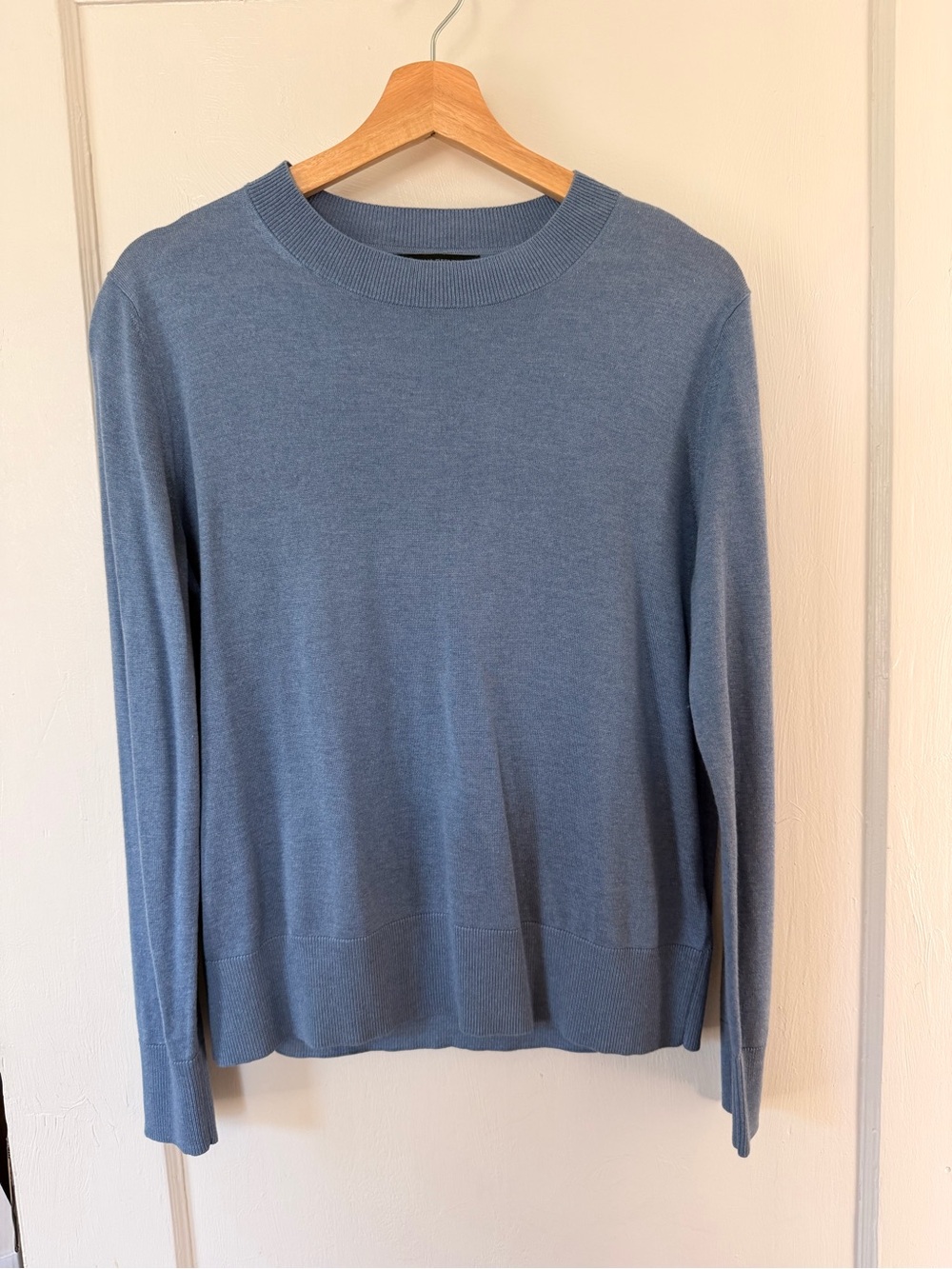 Banana Republic Silk Cashmere Crew Neck Sweater - Size S